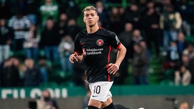 فرحان وبيرقص.. أول ظهور لـ إمام عاشور بعد توقيعه لـ الأهلي 