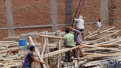 حملات مكثفة للتصدي لمخالفات البناء بالمدينة وإزالة التعديات في المهد بالفيوم 