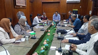 وكيل تعليم الغربية يناقش استعدادات امتحانات الدور الثاني.. الالتزام بمواصفات الورقة الامتحانية وعدم التصوير داخل اللجان