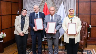 هيئة ميناء دمياط تجتاز المراجعة الدورية لشهادات الجودة