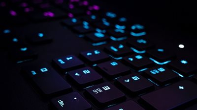 هل يجوز بيع وشراء العملات والحسابات داخل الألعاب الإلكترونية؟.. الإفتاء توضح