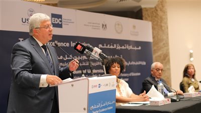 وزيرا التعليم العالي والتربية والتعليم يشهدان توقيع بروتوكول للتعاون المشترك مع مركز تطوير التعليم