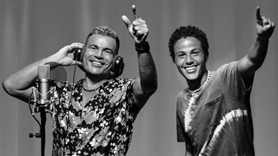 يا ليل.. عمرو دياب يستعد لطرح أول دويتو مع ابنه عبد الله