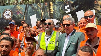 الدولة وصتنا عليكم.. حفل إفطار مع العاملين بحديقتي الحيوان والأورمان