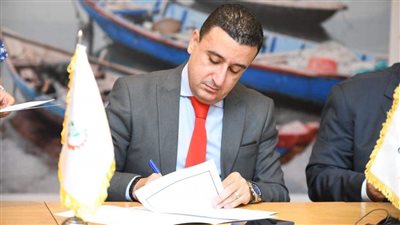  صناع الخير توقع بروتوكولا لدعم صغار الصيادين بالأقصر بـ 100 مركب صيد 