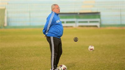 خالد عيد: تسرع اللاعبين سبب التعادل أمام الحرس.. والمواجهات المقبلة مباريات كؤوس 