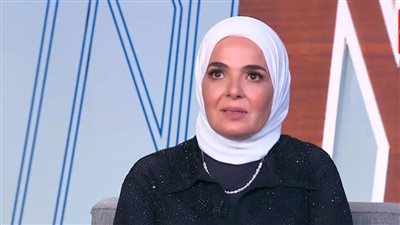 منى عبد الغني: عائلة علاء عبد الخالق مستغربة حب الناس.. والراحل كان محبًا للخير 