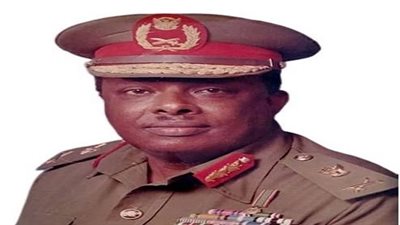 توفي في القاهرة.. رئيس السيادة السوداني ينعى قائدا عسكريا ونائبا سابقا لرئيس الجمهورية