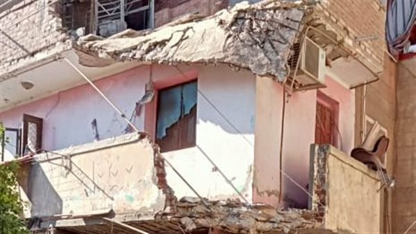 انهيار بلكونة