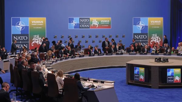 قمة الناتو في فيلنيوس