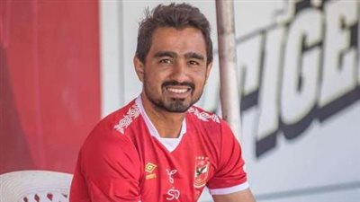 فخري يتمسك بالاستمرار في الأهلي.. وجلسة لحسم موقفه مع عروض زد وانبي 