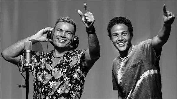 عمرو دياب ونجله عبد