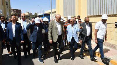 وزير الإسكان يشدد على تنفيذ عمليات تشغيل محطة اليسر بالبحر الأحمر طبقا للمعايير العالمية