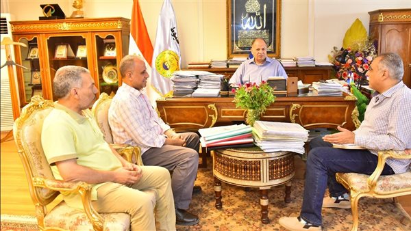 محافظ أسيوط