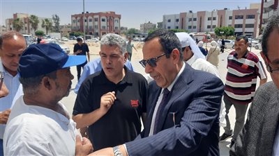 محافظ شمال سيناء: إقامة نادي اجتماعي واستخدام جسر الوادي بالعريش لإقامة مشروعات
