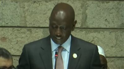 الرئيس الكيني يشكر السيسي لنجاحه في استضافة قمة المناخ COP27