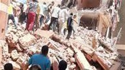 انتشال جثمان ثالث ضحايا عقار رشيد.. ووفاة 5 أشخاص بحادث تصادم على الطريق الصحراوي بالبحيرة| بث مباشر 