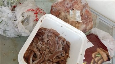 ضبط 17 طن أغذية منتهية الصلاحية بمدينة دهب جنوب سيناء