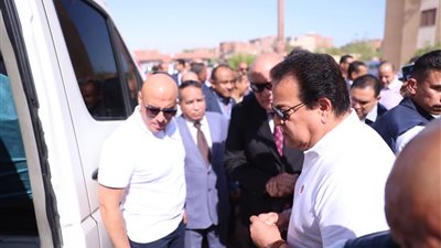 الصحة: فحص 812 حالة فيروس سي ضمن حملة 100 يوم صحة بنجع حماد