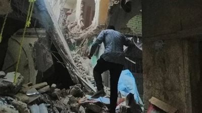 مصرع 8 أشخاص في حادث انهيار عقار حدائق القبة | بث مباشر