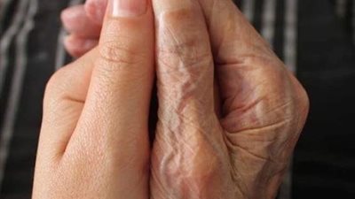 دعاء لجدتي المتوفية يوم الجمعة.. كلمات تغمر القلوب بالرحمة