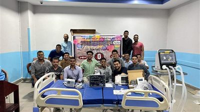 بـ365 ألف جنيه.. طلاب طب قنا يتبرعون بسرير لعناية المستشفى الجامعي: واجبنا تجاهنا