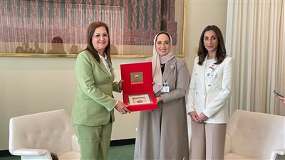 وزيرة التخطيط تبحث سبل التعاون مع وزيرتي التنمية المستدامة والإسكان بمملكة البحرين