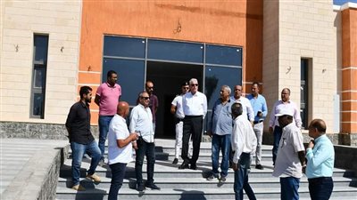 محافظ جنوب سيناء يتابع آخر مستجدات القرية التراثية استعدادا لإقامة مهرجان التراث والثقافة
