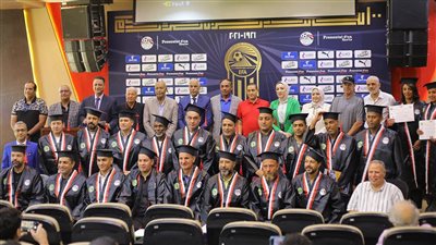 كاف يسلم شهادات الرخصة التدريبية A لـ 25 مدربًا مصريًا | مستندات 