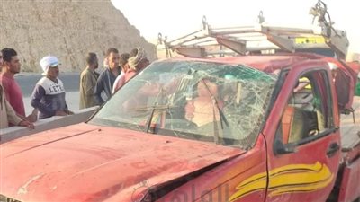 إصابة 21 شخصًا إثر انقلاب سيارة على الطريق الأوسطي بـ 15 مايو