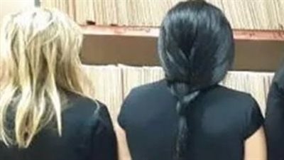 عرضا نفسهم للدعارة.. القبض على سيدتين نشرتا مقاطع فيديو خادشة للحياء بالإسكندرية