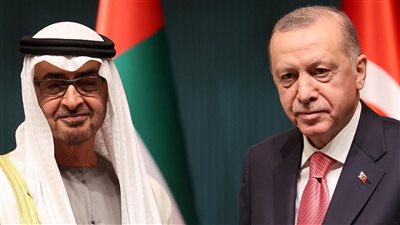 أردوغان يصل الإمارات في ثالث وآخر محطات جولته الخليجية