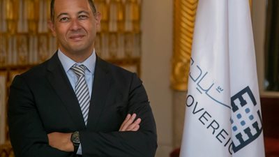 رئيس قطاع الاستثمار بصندوق مصر السيادي يستقيل من منصبه