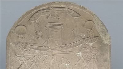 المتحف المصري بالتحرير يعرض لوحة للملك رمسيس الثاني من الحجر الجيري 