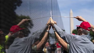 الأعمال التطوعية تساعد في تقليل التدهور العقلي بين كبار السن | دراسة