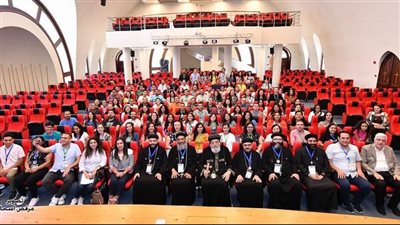 البابا تواضروس الثاني يلتقي شباب ملتقى لوجوس الثاني