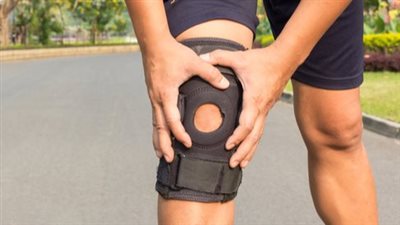 تعرف على أعراض الإصابة بـ ضعف أوتار الركبة وطرق تقويتها