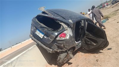 بينهم أب وابنتاه.. مصرع وإصابة 8 من أسرة واحدة في حادث انقلاب سيارة بالبحيرة