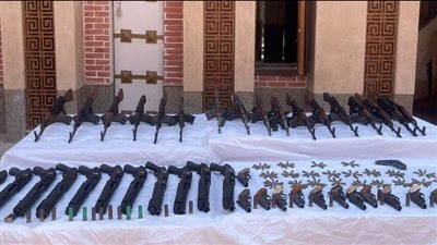 الداخلية تضبط تجار المخدرات والخارجين عن القانون في أسيوط