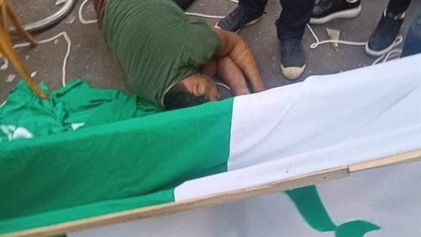 سقوط أحد مشجعي النادي