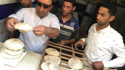 ضبط 77 مخالفة تموينية خلال حملات تفتيشية على الأسواق والمخابز بالمنيا