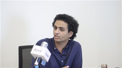 محمد صلاح العزب يكشف تفاصيل فيلمه الجديد مسافة السكة | خاص