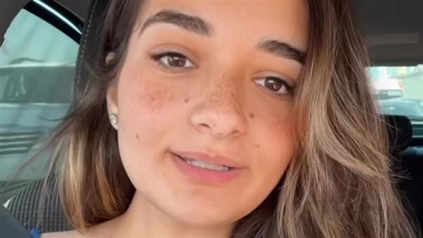 ملك أحمد زاهر 