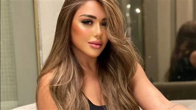  سارة سلامة لمنتقدي ملابسها: أنا مقتنعة بنفسي واللي مش عاجبه ميشوفنيش