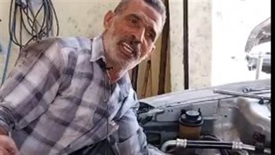 قصة كفاح ميكانيكي سيارات بالسويس: اشتغلت في المهنة وأنا عندي 10 سنين بعد ما فشلت في الدراسة | بث مباشر 