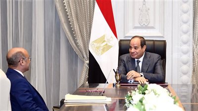 لسرعة إنجاز القضايا.. السيسي يطلع على جهود تطوير الجانب التقني والذكاء الاصطناعي في المحاكم