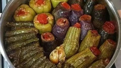 طريقة تسوية المحشى المشكل.. في حلة واحدة وتكات رص الخضار