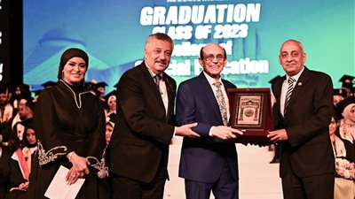 جامعة مصر للعلوم والتكنولوجيا تحتفل بتخرج دفعة جديدة من كلية التربية الخاصة بحضور الفنان محمد صبحي