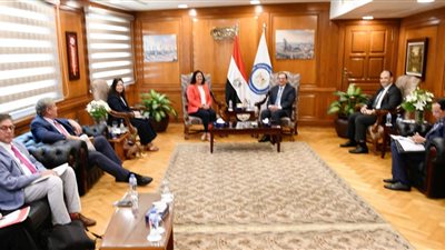 مباحثات مصرية أمريكية في مجالات خفض الانبعاثات والوقود النظيف