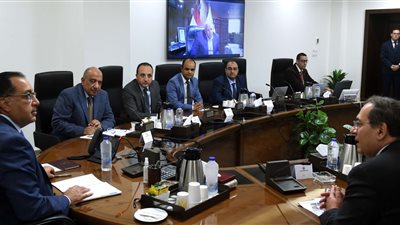 رئيس الوزراء يتابع مستجدات مشروع إنتاج حامض الفوسفوريك بـ أبوطرطور